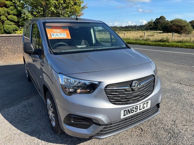 image for 2019 Vauxhall Combo 1.5 Turbo D 2000 Sportive Panel Van 4dr Diesel Manual L1 H1 Euro 6 (s/s) (7 P...
