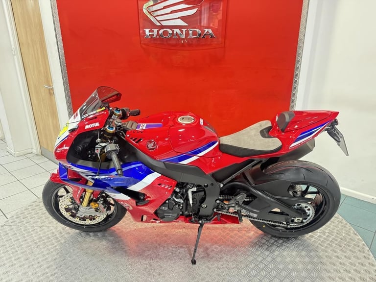 Brand new Honda CBR1000RR-R Fireblade SP BSB Edition
