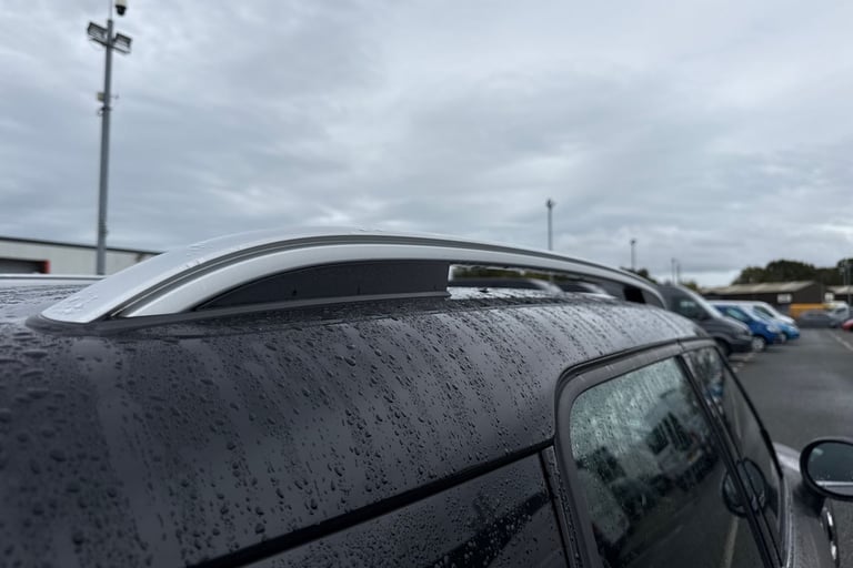 2019 MINI Countryman 1.5 7.6kWh Cooper SE Auto ALL4 Euro 6 (s/s) 5dr SUV PETROL/ELECTRIC Automatic