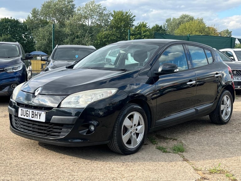 2011 RENAULT MEGANE 1.9 dCi Dynamique TomTom Black - DIESEL - 5 DOOR - PX SWAP