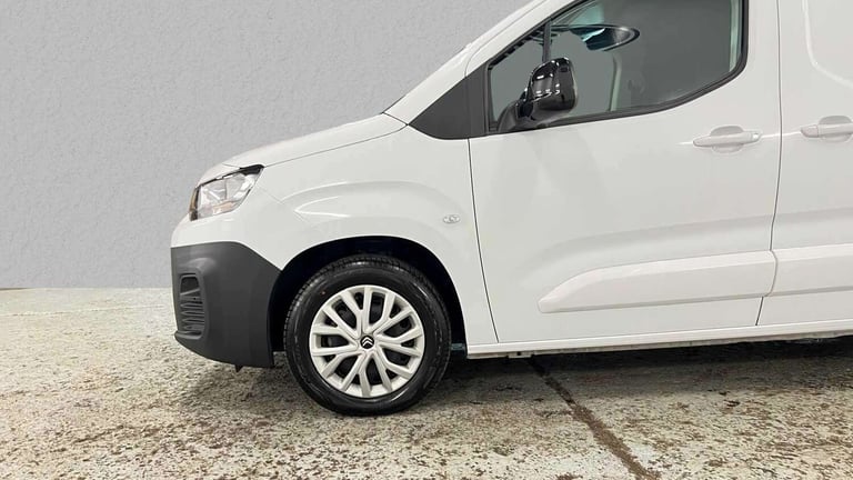 2023 Citroen Berlingo 1.5 BlueHDi 650Kg Driver Edition 100ps 6 Speed S/S Van Diesel Manual