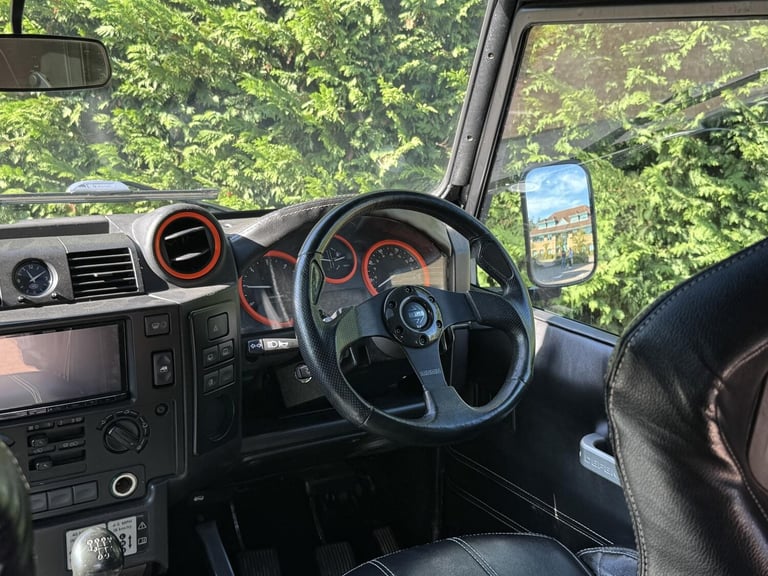 2010 Land Rover Defender 90 2.4 TDCi Hard Top SUV 3dr Diesel Manual 4WD SWB Euro 4 (122 bhp) SUV ...