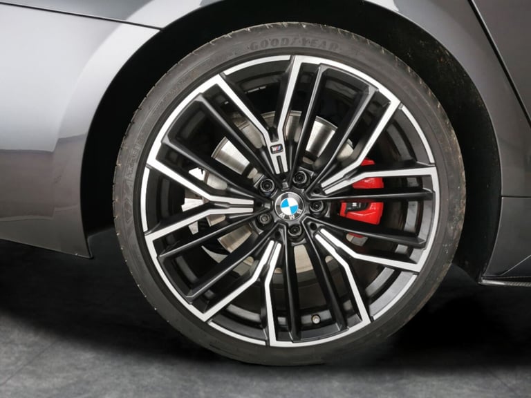 2023 BMW 5 Series 520d MHT M Sport 5dr Step Auto ESTATE DIESEL Automatic