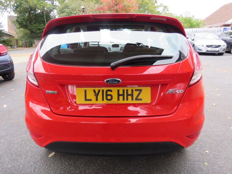 2016 Ford Fiesta 1.0T EcoBoost Zetec Euro 6 (s/s) 5dr HATCHBACK Petrol Manual