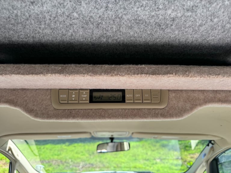 TOYOTA ALPHARD 2005 2.4 PETROL AUTO CAMPER VAN POP TOP ROOF REAR CONVERSION