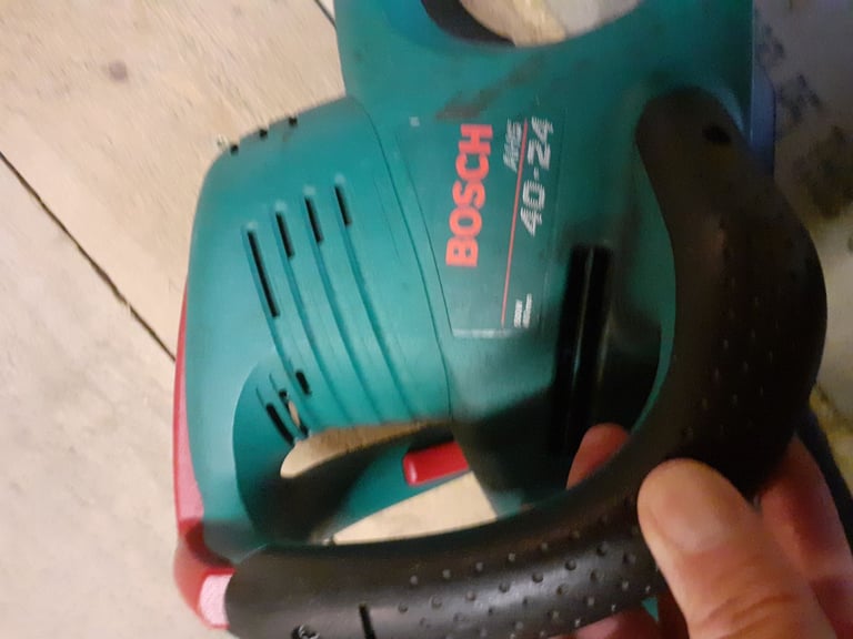 Bosh hedge trimmer . 