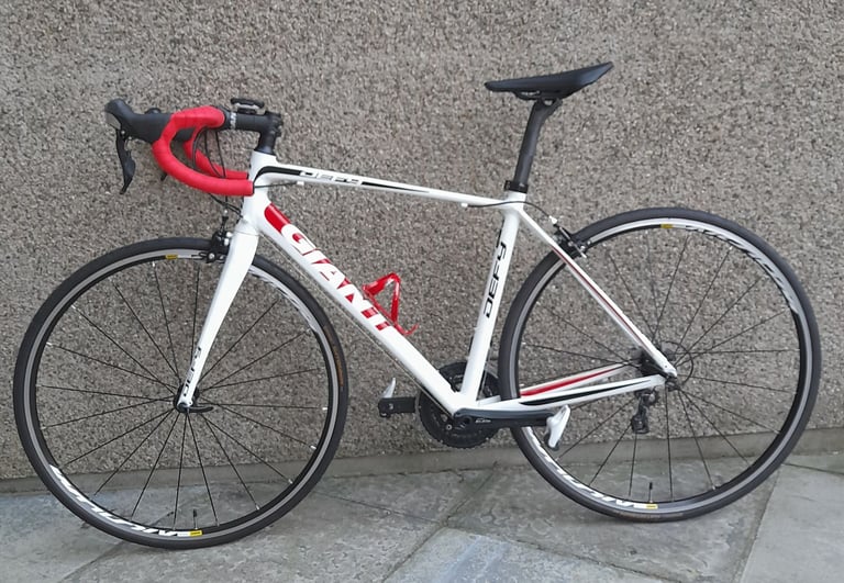 Giant Defy 1 Road Bike