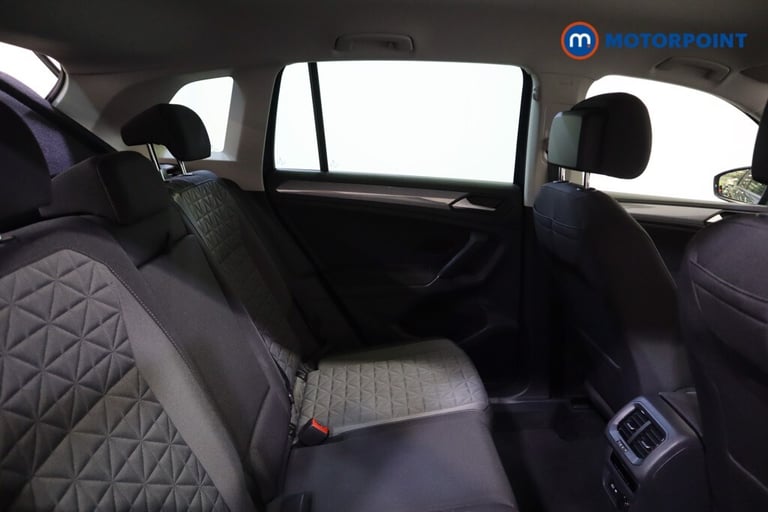 2021 Volkswagen Tiguan 1.5 TSI 150 Life 5dr SUV Petrol Manual