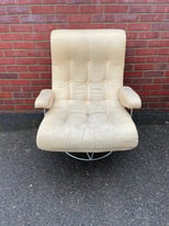 Vintage 1960s Button Back Swivel Chair Bucket Egg Chair Mid Century 