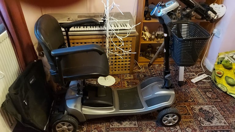 Li tech small scooter