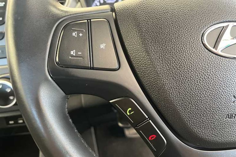 2019 Hyundai i10 1.2 SE Hatchback 5dr Petrol Auto Euro 6 (87 ps) Hatchback Petrol Automatic