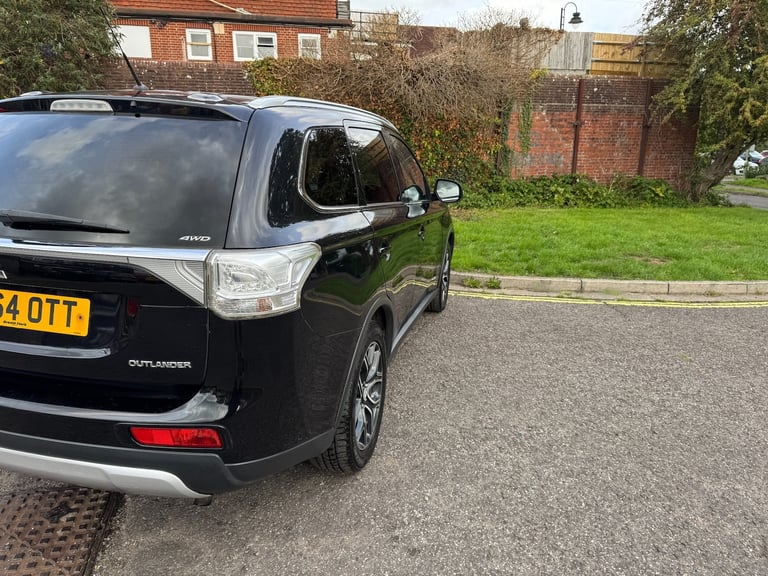 2014 Mitsubishi Outlander 2.2 DI-D GX4 SUV 5dr Diesel Manual 4WD Euro 5 (s/s)