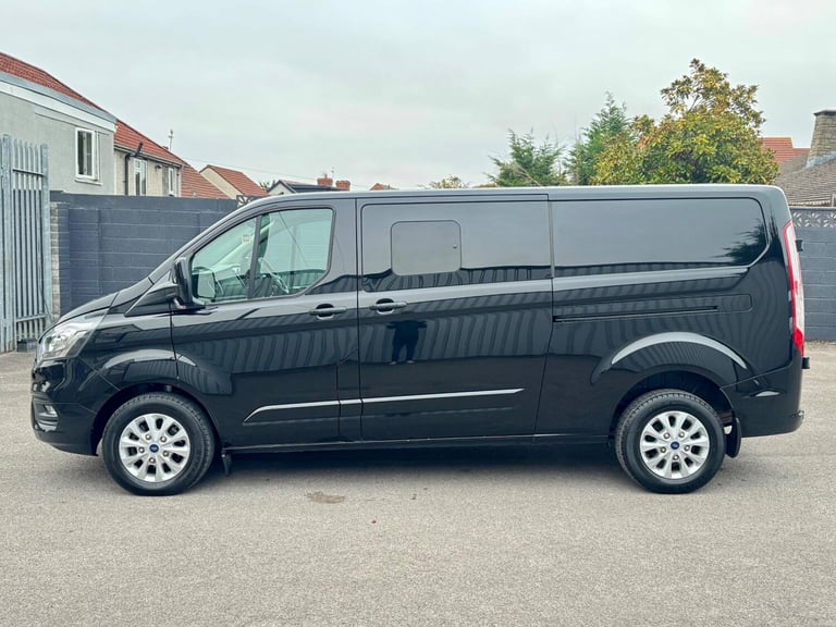 2022 Ford Transit Custom 2.0 EcoBlue 130ps Low Roof D/Cab Limited Van PANEL VAN DIESEL Manual