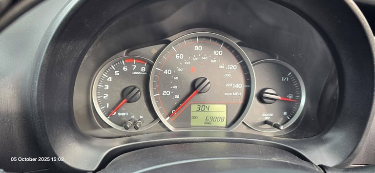 Toyota, YARIS, Hatchback, 2014, Manual, 1329 (cc), SUNROOF, 5 doors