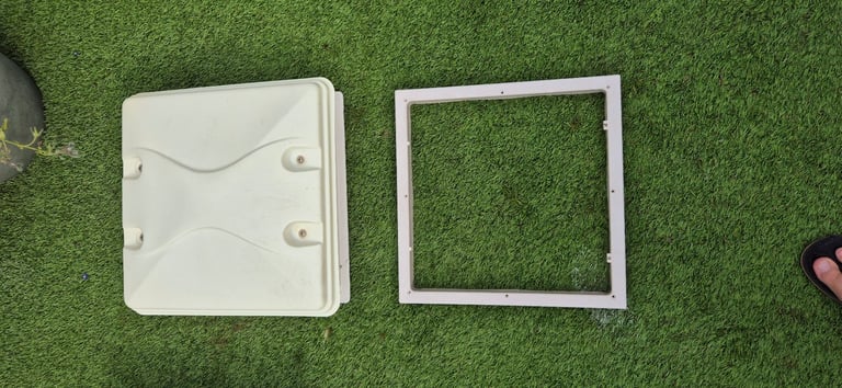 Skylights for camper caravan motorhome boat 400x400 and 280x280mm.