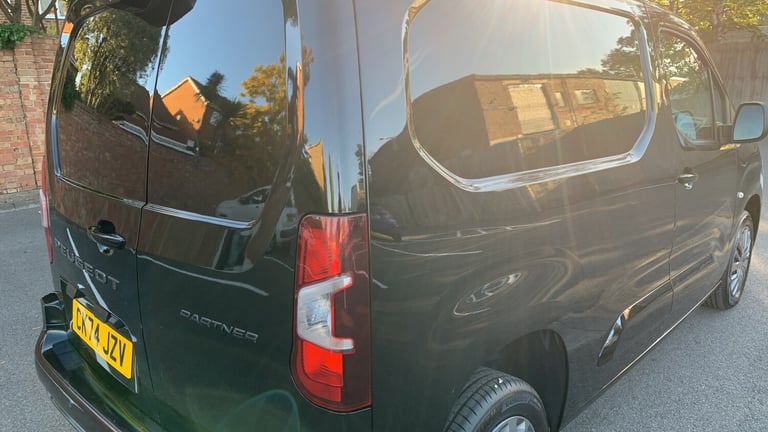 2024 Peugeot Partner 1.5 BlueHDi 1000 Asphalt Standard Panel Van 5dr Diesel EAT8 SWB Euro 6 (s/s ...
