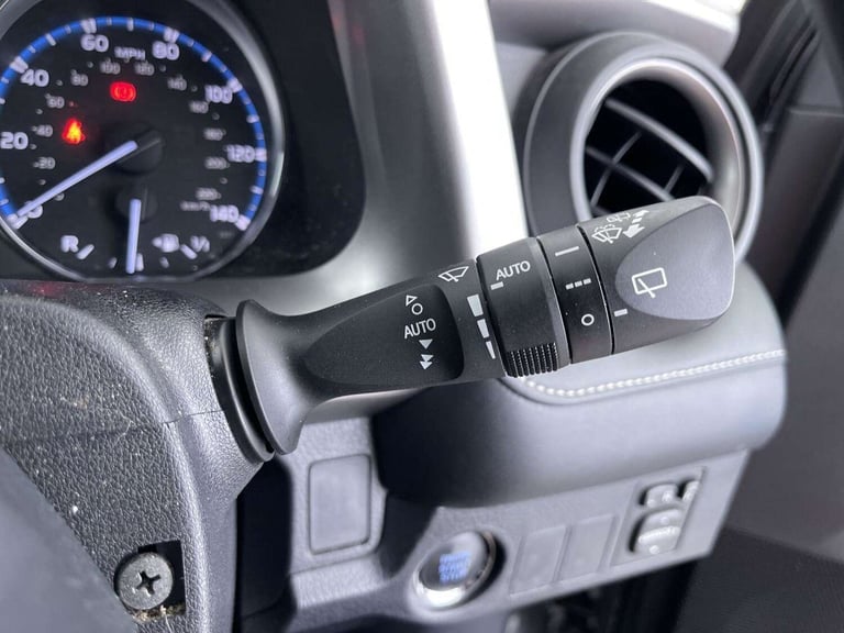 2016 Toyota RAV4 2.0 D-4D Excel SUV 5dr Diesel Manual Euro 6 (s/s) (143 ps) PARK SENSORS+CRU SUV ...