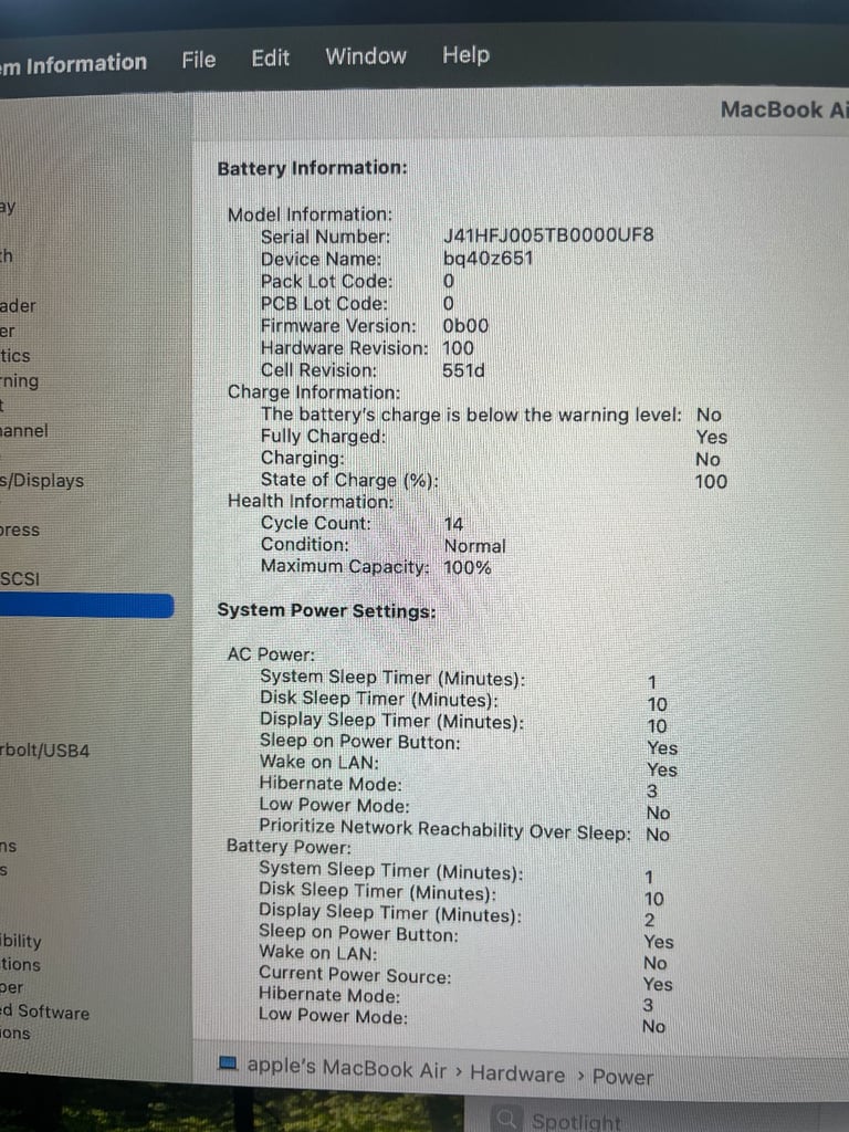  Apple MacBook Air 13.6-inch Liquid Retina M4 10 CPU/8 GPU 16GB RAM 256GB SSD 2025 Starlight