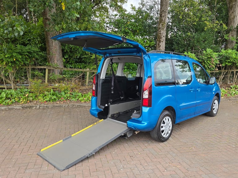 2013 GM COACHWORK BLAZE BERLINGO MULTISPACE Wheelchair Accessible Vehicle / Wav  Diesel Manual