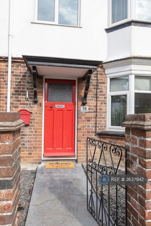 4 bedroom house in Upper Approach Road, Broadstairs, CT10 (4 bed) (#2637942)