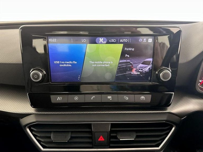 2022 SEAT Leon 1.0 TSI EVO SE 5dr HATCHBACK PETROL Manual