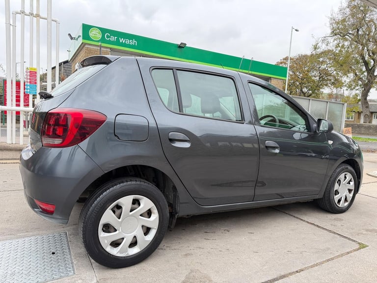 2017 Dacia Sandero 1.0 SCe Ambiance Euro 6 5dr HATCHBACK Petrol Manual