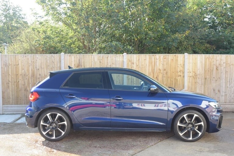  Audi A1 Sportback 1.0 Tfsi 30 Black Edition Sportback S Tronic Petrol
