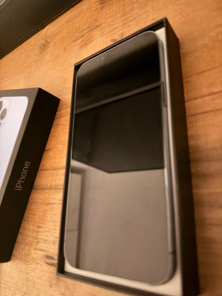 Apple iPhone 13 Pro Max - 128GB - Sierra Blue (Unlocked) A2643 (GSM) 