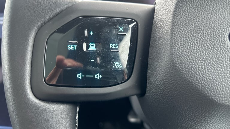 2025 Ford Explorer 250kW Premium 79kWh AWD 5dr Auto HATCHBACK ELECTRIC Automatic