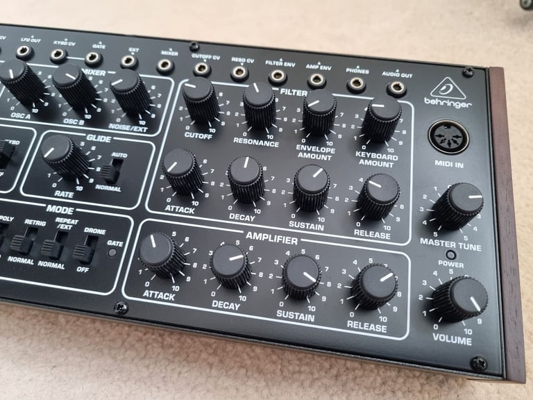 Behringer Pro-1