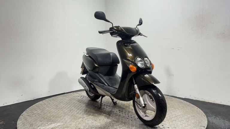 Yamaha Yn 2000 2 stroke scooter 4k classic 2T bike non runner 50cc