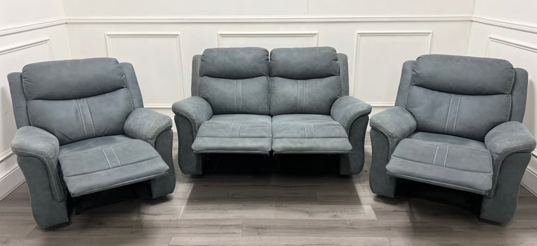 Grey 2 Seater manual Reclining sofa & 2 Chairs! Delivery available 🚚
