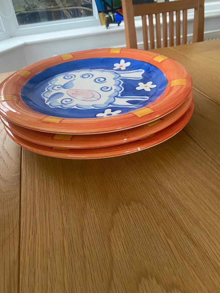 Quirky dinner plates!