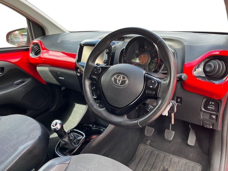  Toyota Aygo 1.0 Vvt I X Pression X Wave 5dr Petrol Manual Euro 5 Euro 5 68 Ps