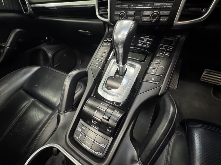 2016 65 PORSCHE CAYENNE 3.0 V6 E-HYBRID S SUV 5DR PETROL PLUG-IN HYBRID TIPTRONI
