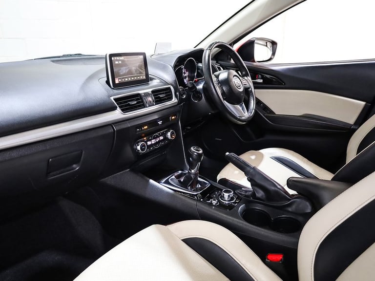 2015 Mazda Mazda3 2.0 165 Sport Nav 5dr HATCHBACK PETROL Manual