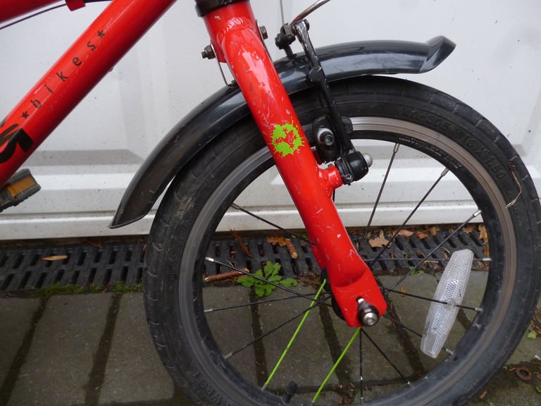 Kids Frog 48 bike ages 4-6