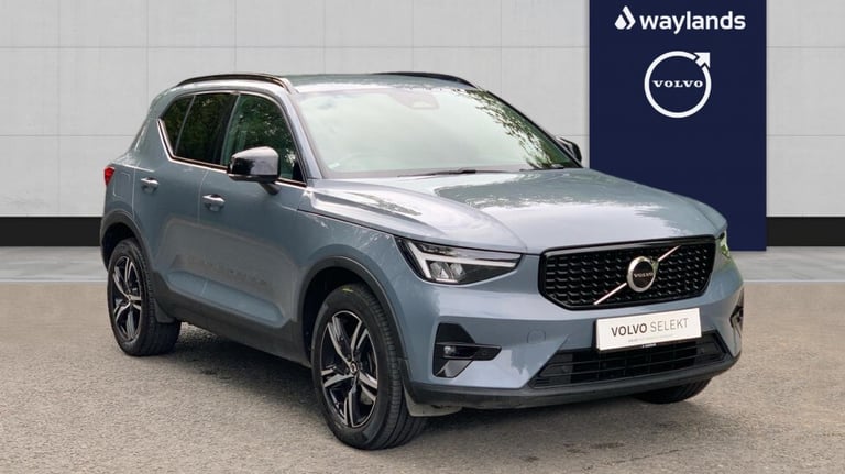2022 Volvo XC40 Plus, B4 AWD mild hybrid, Petrol, Dark Estate Petrol Automatic
