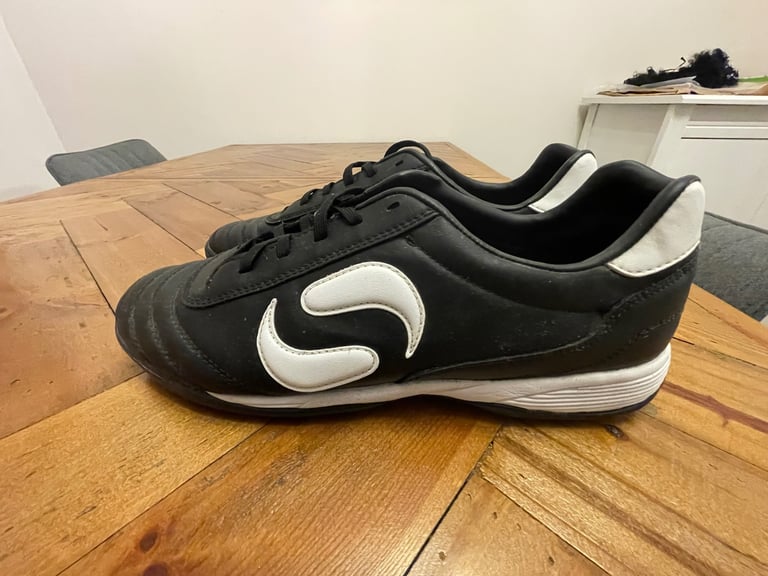 image for Sondico Astroturf trainers size 10.5