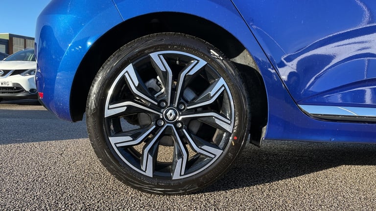 2022 Renault Clio 1.6 E-TECH full hybrid 145 Techno 5dr Auto Hybrid Hatchback Hatchback Hybrid Au...