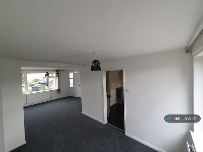 3 bedroom house in Slade Close, Ramsey, PE26 (3 bed) (#1838110)