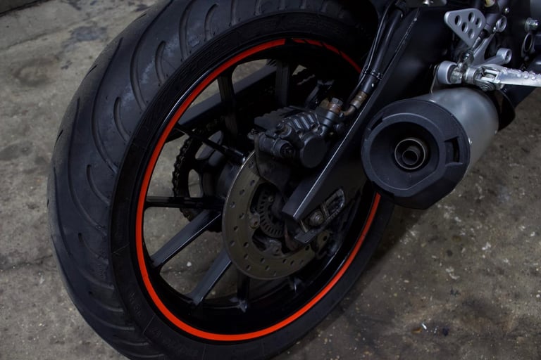 Yamaha R125 NOT R-125 YZF R125 R 125 CBR 125 GSXR125 RC125 