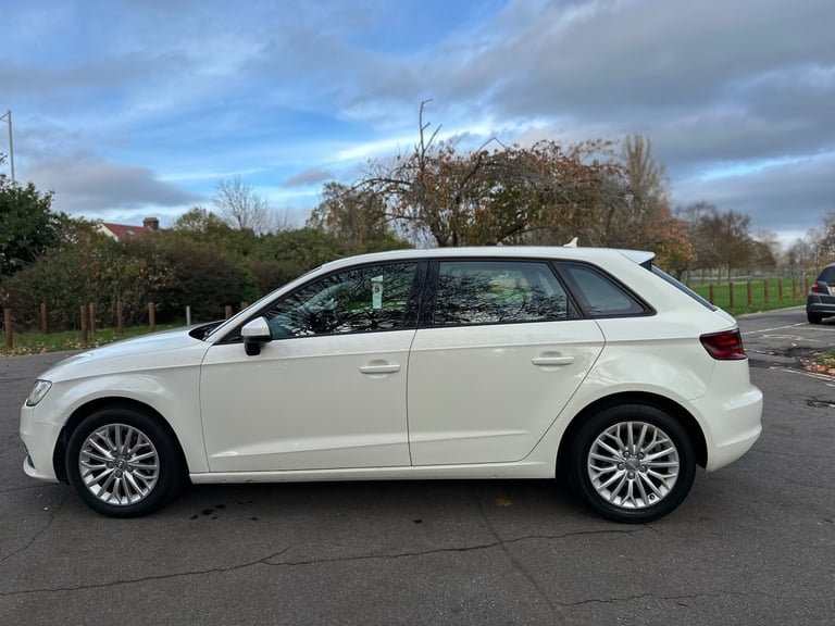 2015 Audi A3 1.6 TDI 110 SE Technik 5dr HATCHBACK Diesel Manual
