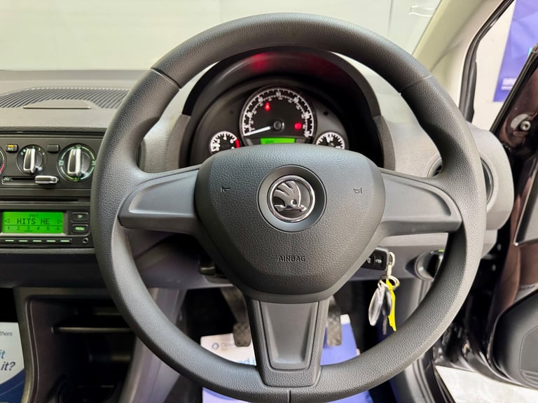 2015 Skoda Citigo 1.0 MPI SE 3dr ** ONLY 35000 MILES - UNBELIEVABLE SERVICE