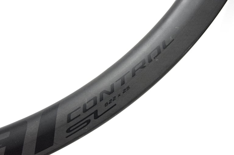image for Specialized Roval Control SL Carbon Fibre Rim - 29 inch - 24 Hole