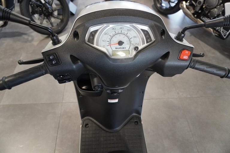 Suzuki Address 125, 2025, Platinum Silver. IN STOCK NOW