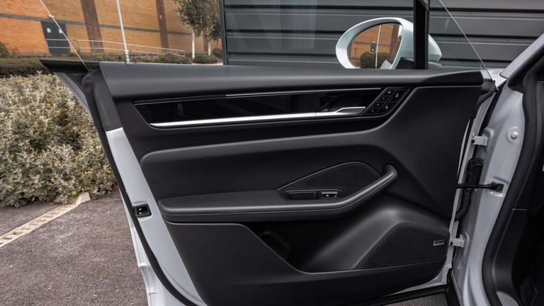  Porsche Macan 4 Electric SUV Electric Automatic