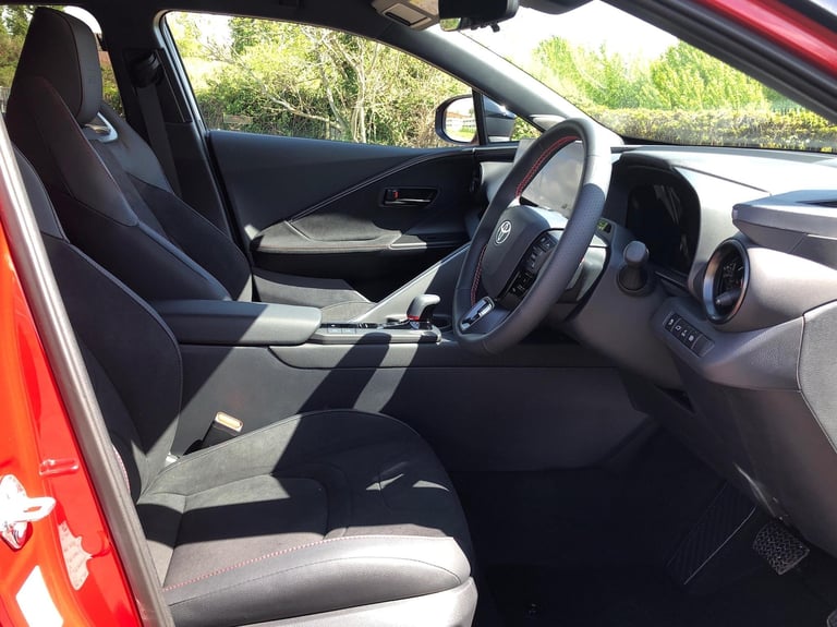 2025 Toyota C-HR 2.0 PHEV GR Sport 5dr CVT (Safety/Premium Pack) SUV Hybrid Automatic