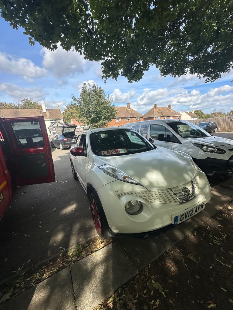 Nissan, JUKE, Hatchback, 2012, Manual, 1461 (cc), 5 doors