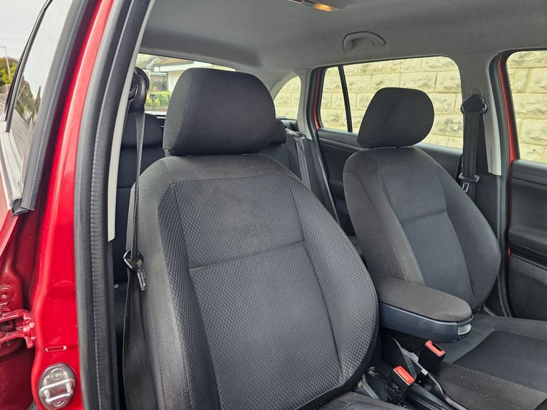 Skoda, FABIA, Estate, 2014, Manual, 1598 (cc), 5 doors